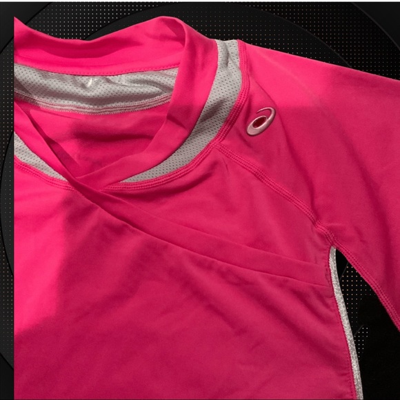 LAST CHANCE Pink ASICS athletic shirt - Picture 2 of 5